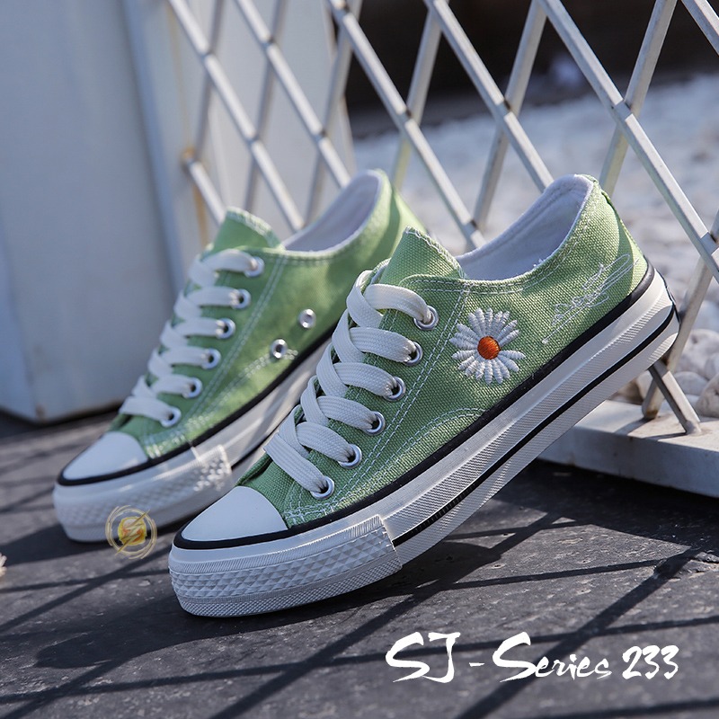 [Jwalk] Sepatu Sneakers Wanita Casual Motif Daisy ala Korea Import Kualitas Super Premium - 233