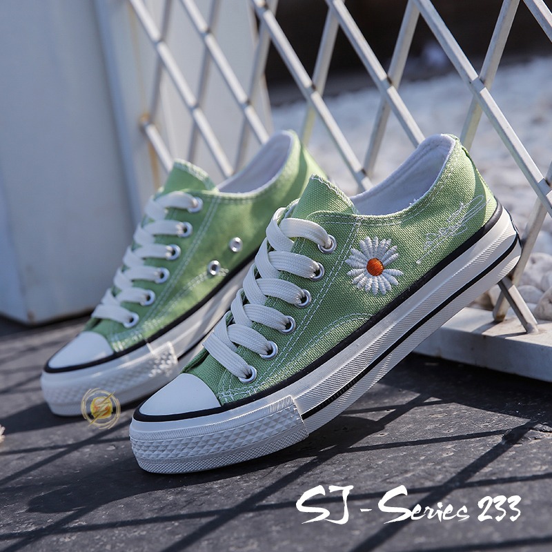 [Jwalk] Sepatu Sneakers Wanita Casual Motif Daisy ala Korea Import Kualitas Super Premium - 233