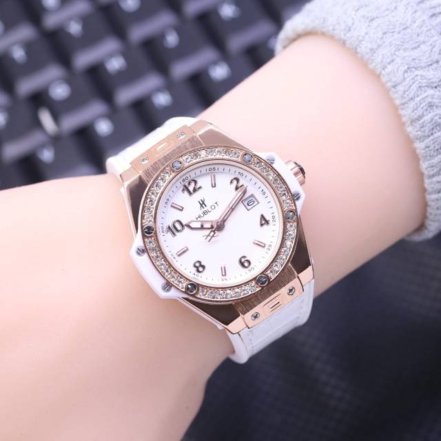 Jam Tangan Wanita Kulit Tipis