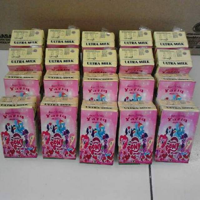 

STIKER LABEL KOTAK SUSU UK 4,7x8,6 cm (PxT)