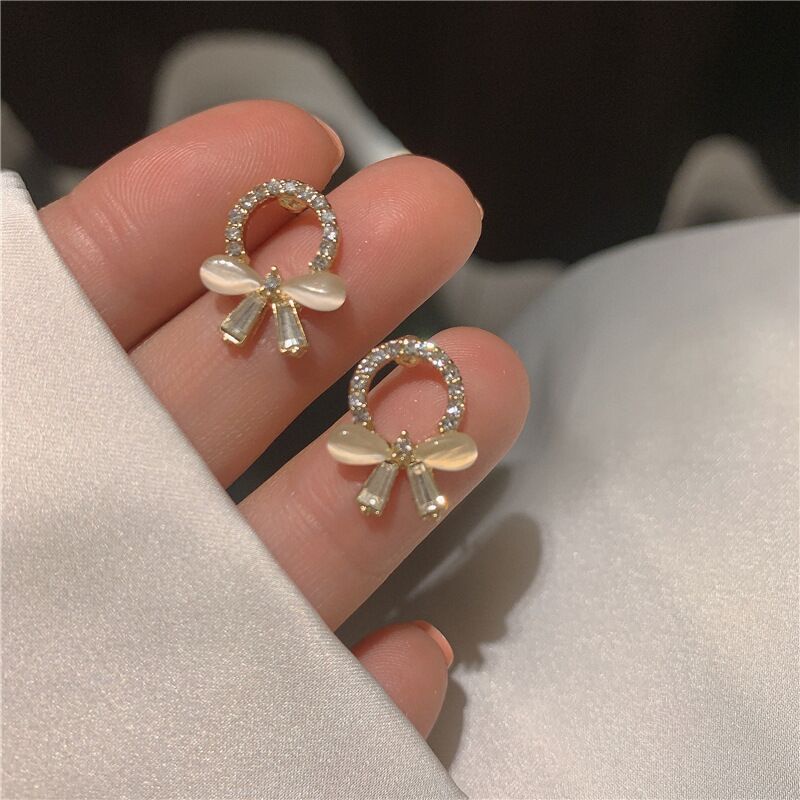 Anting Stud Opal Bentuk Pita Warna Emas Gaya Korea Untuk Wanita