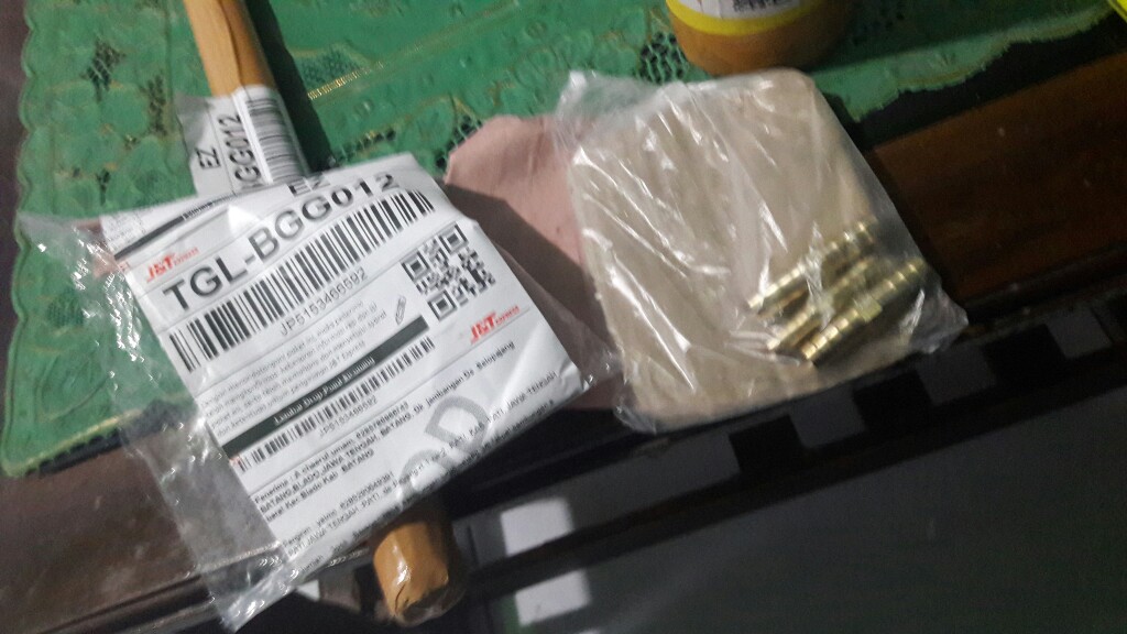 Nepel Sambungan Lurus Selang 3/8