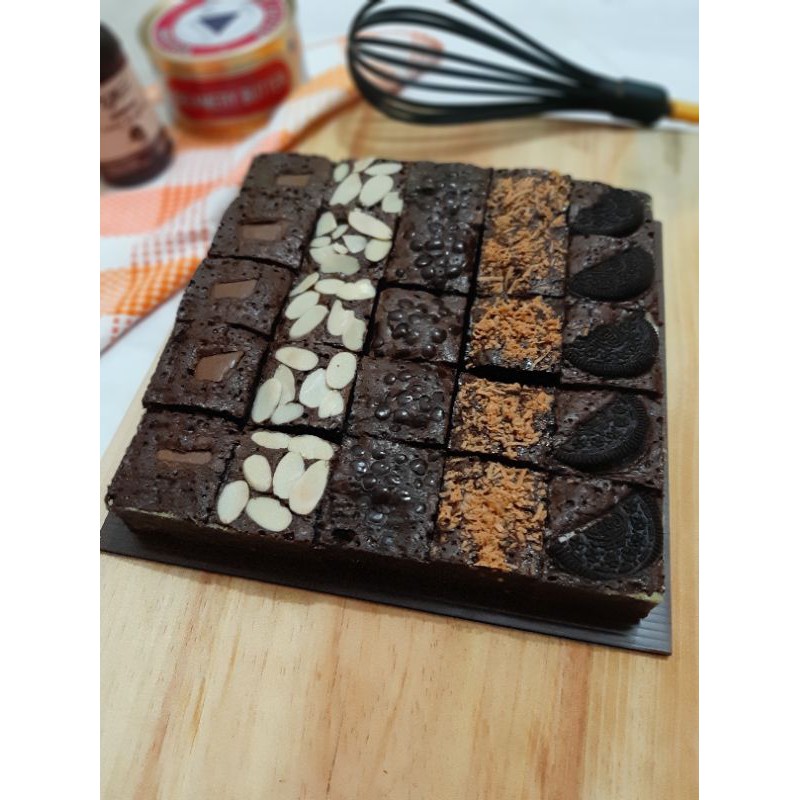 

Brownies Sekat Fudgy Chocolate