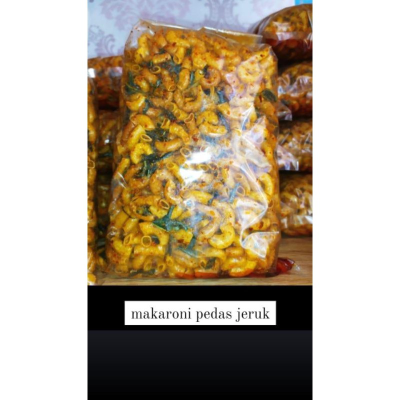 

makaroni kering pedas jeruk 1/2kg