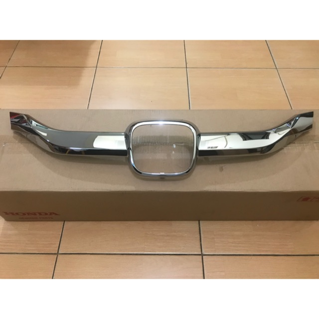 List Grill CHROME BRIO SATYA 2018-2021 .