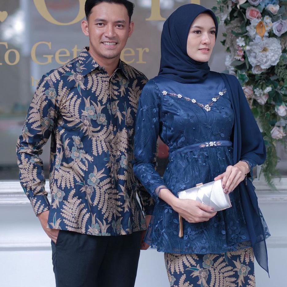 Set Kebaya Couple Kebaya Alyra Warna Navy Kebaya Wisuda Lamaran Kekinian Modern 스