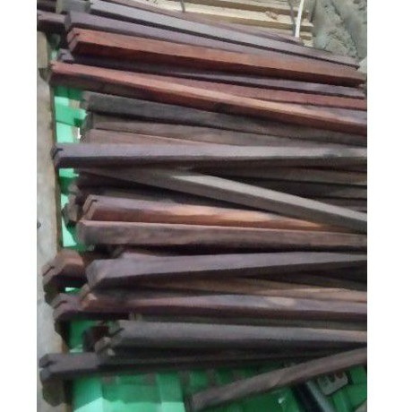 Tangkringan Burung Lovebird Kotak Sonokeling Tangkringan Sangkar Kapsul