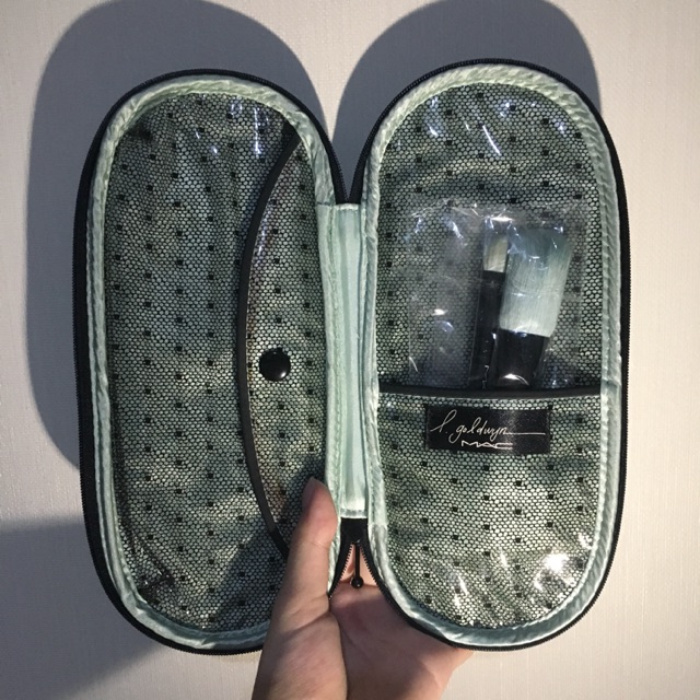 MAC cosmetic pouch/dompet kosmetik mac ori