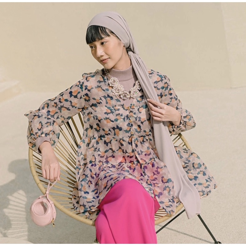 Hijabchic Amarisa creme floral prewash