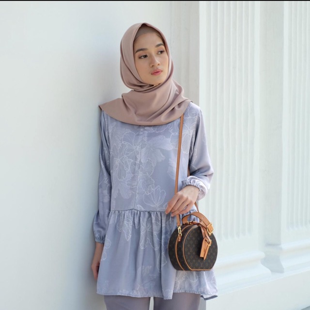 Winter Blouse Vanilla Hijab