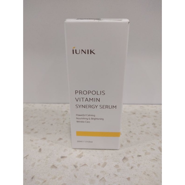 IUNIK Propolis vitamin synergy serum
