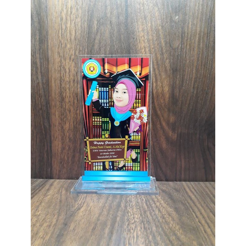 

Jual plakat wisuda ultah kado penghargaan kenangkenagan