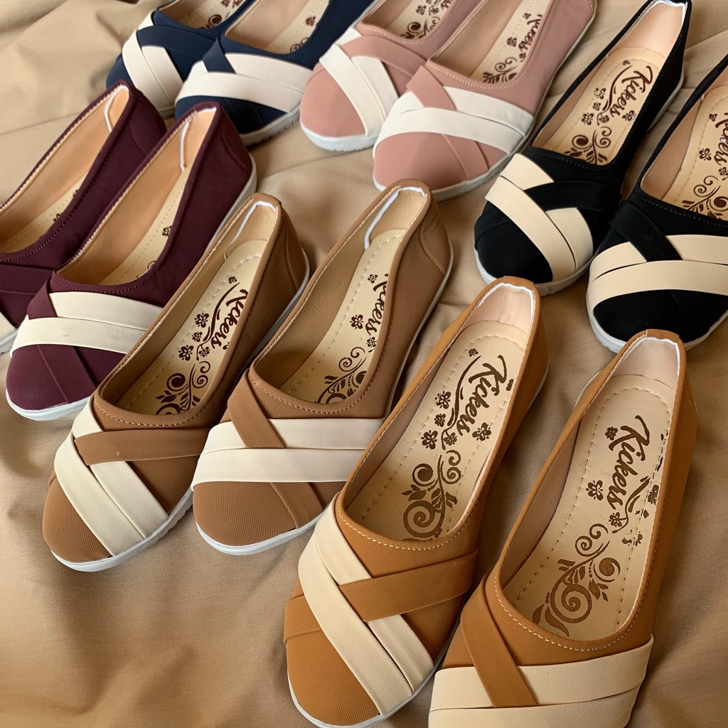 (HARGA PROMO = PACKING TANPA KARDUS) SEPATU SILANG 5 ballet flat shoes SLIP ON WANITA KEKINIAN FLATSHOES KOREAN STYLE SEPATU CEWEK SLIPON FLAT SHOES CASUAL SANTAI  RAMADHAN SALE FLATSHOES  Sepatu Wanita Flatshoes Balet Kain Nyaman Empuk