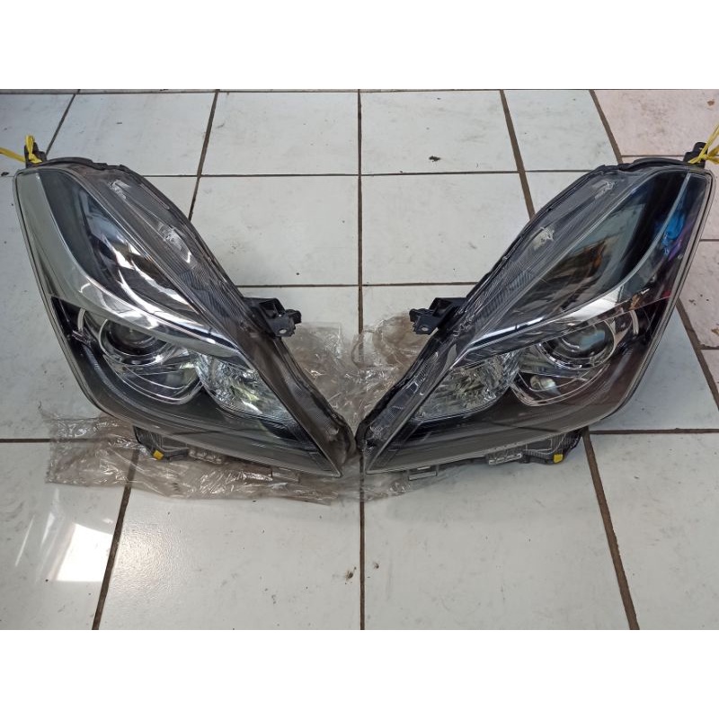 headlamp mobil Baleno tahun 2017-2019 sepasang second copotan ORI