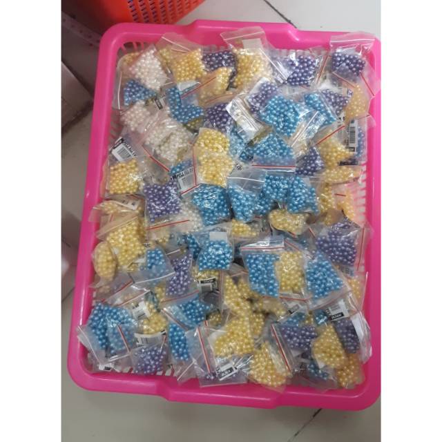 

pearl mengkilap besar/ kecil berat 5gr