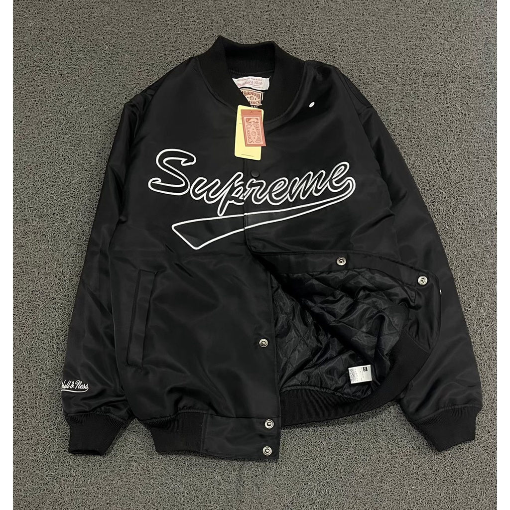 JAKET VARSITY PARASUT SUPREME HITAM//JAKET SUPREME DISTRO PREMIUM