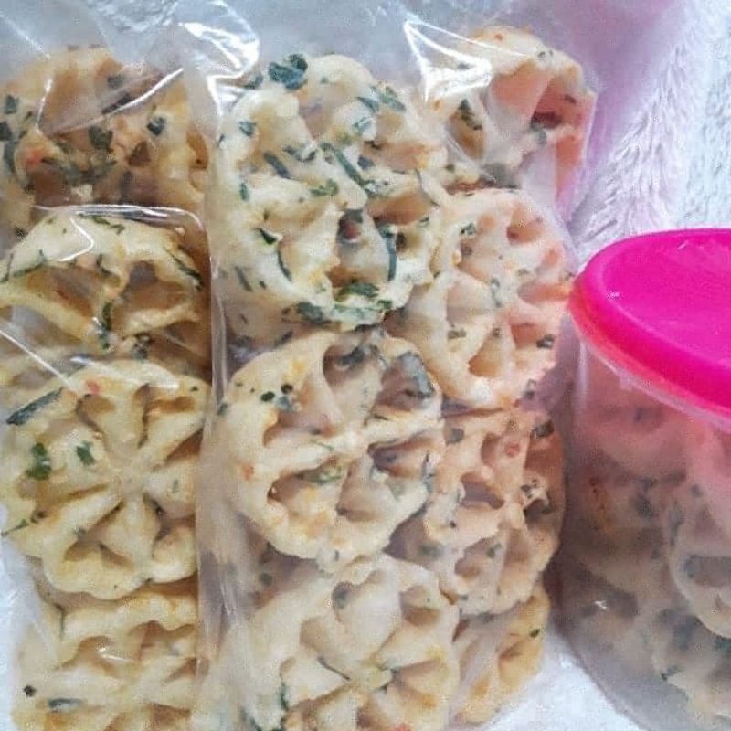 

Kuekembang goyang gurih dan manis maknyos