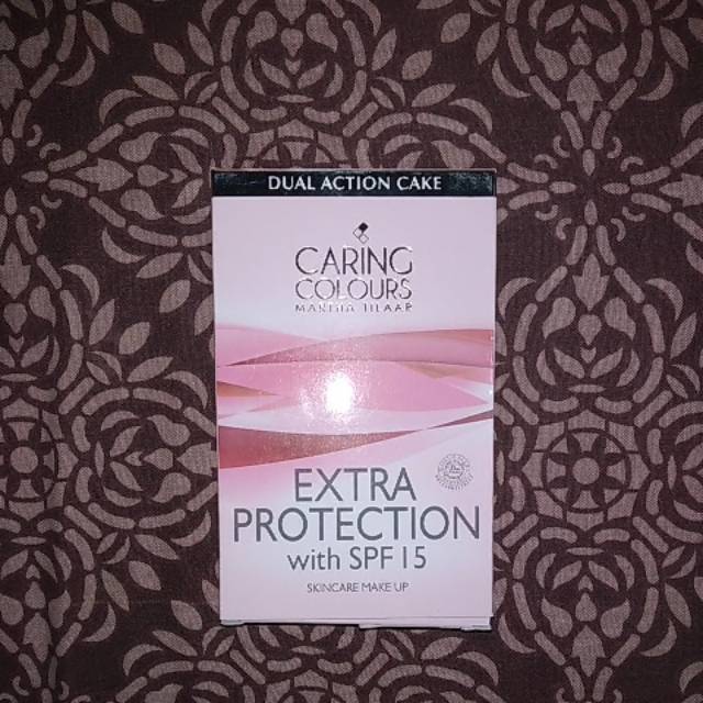 Caring colours extra protection spf 15 dual action cake /bedak padat /two way cake