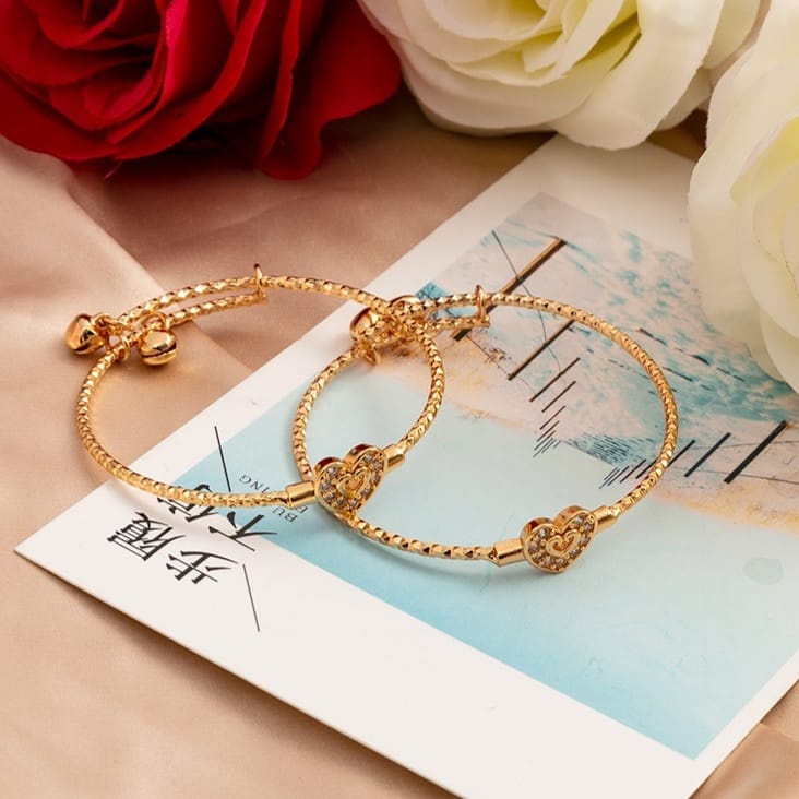 Gelang Wanita dewasa permata zircone anti karat dan kupu-kupu/gelang bangle anak berlian murah/adjustable bracelet/Anti karat