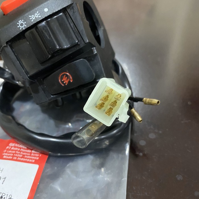Saklar Kanan Tombol Holder Stater Lampu Honda New Tiger Revo Baru KCJ [Bakti Utama Motor 07]