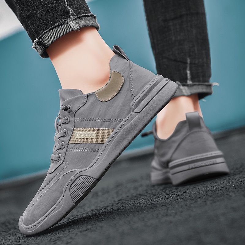 Mainland Sepatu Sneakers Pria Sepatu Kuliah Keren Sepatu Pria MC113