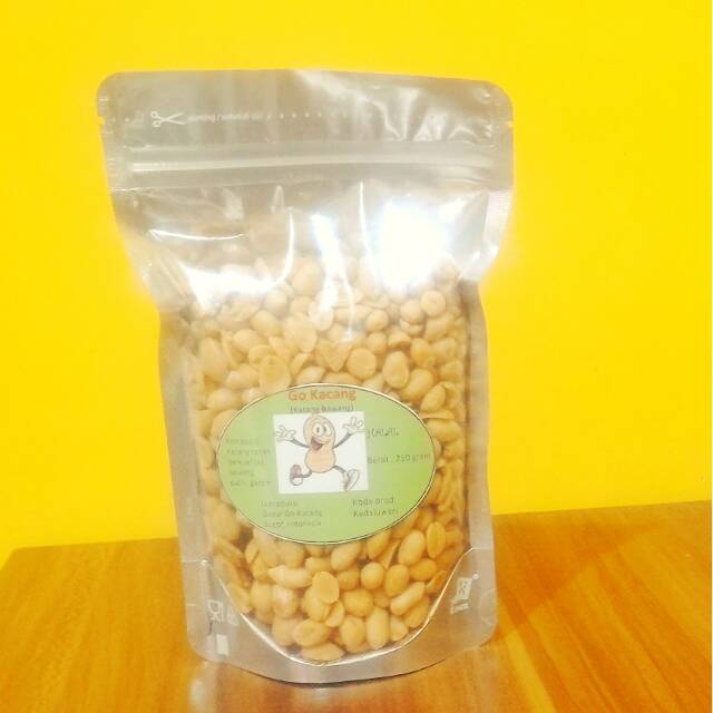 

Makanan Ringan Kue Kacang Bawang Super Gurih Isi 250 gram