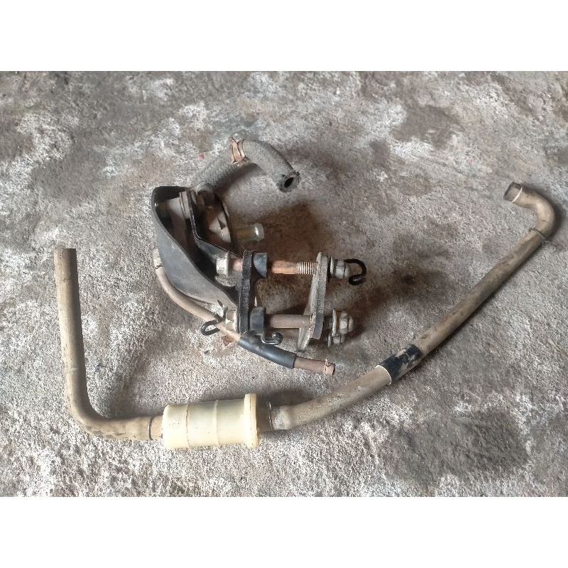 selang emisi hawa mesin tiger revo ori