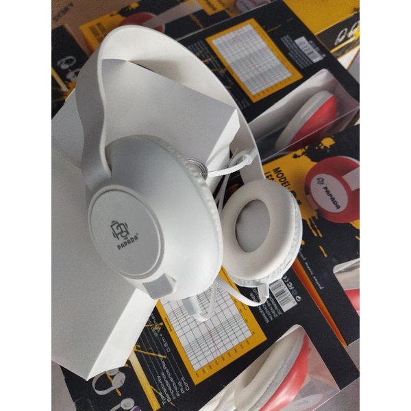 headphone mega bass model D1 white