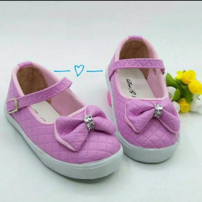 sepatu anak perempuan slip on pita lucu 22-25