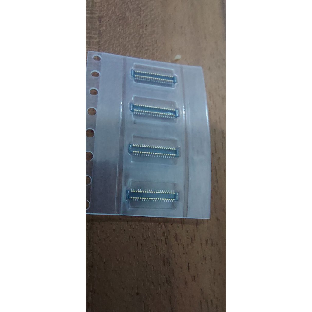 KONEKTOR LCD SAMSUNG A9 PRO 2016 A910F 40 PIN FPC LCD Samsung A9 Pro