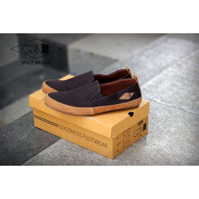 SEPATU PRIA KSUAL SANTAI SLIP ON ORIGINAL GDNS SPACE