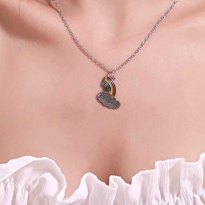 2pcs / Set Kalung Rantai Klavikula Hias Liontin Jahitan Pelangi Untuk Wanita