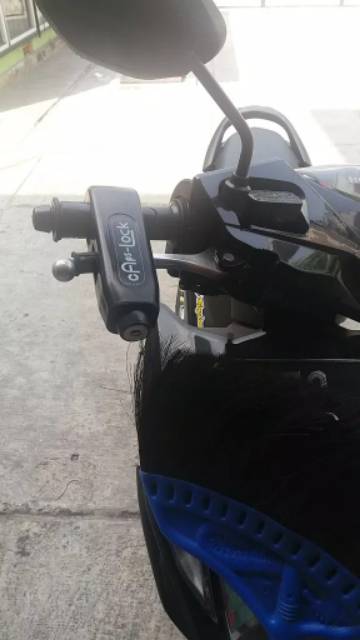 grip lock gembok pengaman motor fazzio nmax vario beat dll