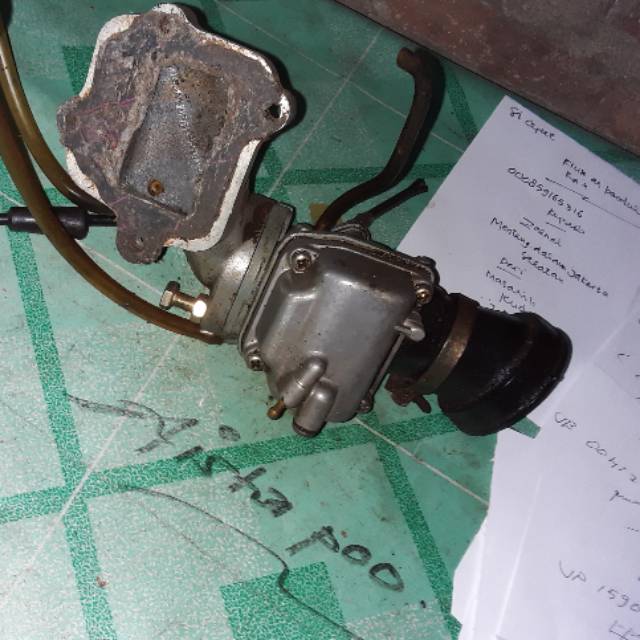 Karburator yamaha v 75  komplit
