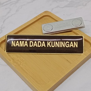 

Nama Dada Kuningan Name Tag Magnet Bahan Plat Kuningan Plat Stainless