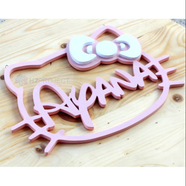 Custom nama ukir kayu custom nama kayu hello kitty micky mouse minie mouse ukir kayu nama ukir kayu