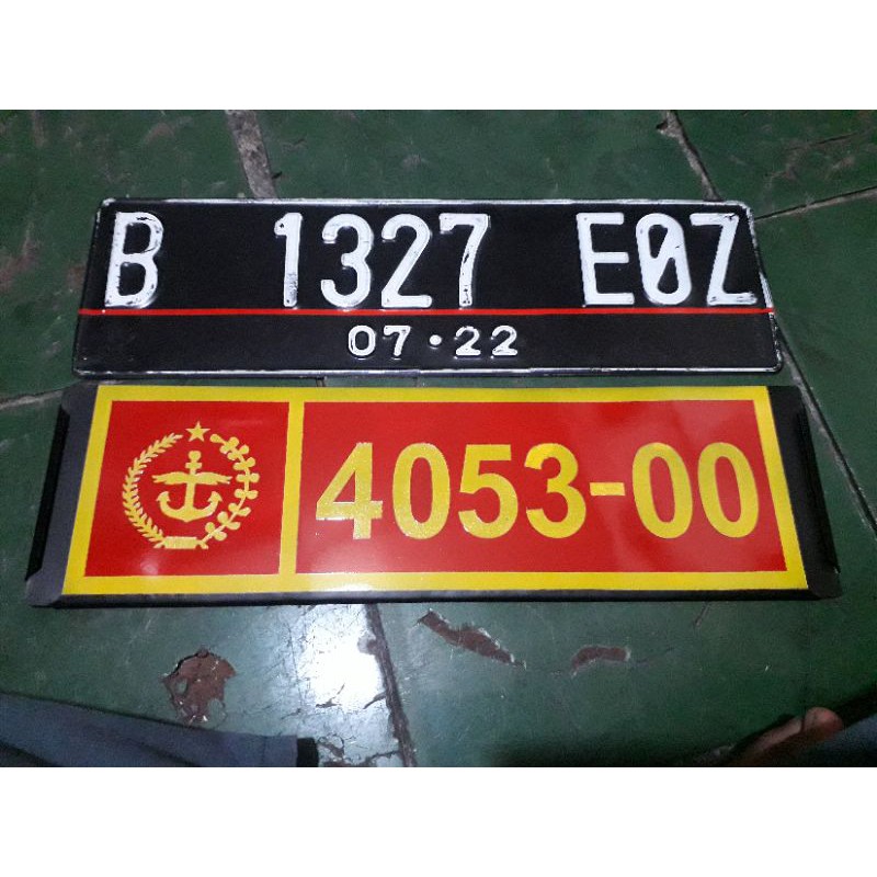 tatakan plat mobil (3 in 1) model slip, sepasang