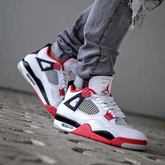 Sepatu Nike Air Jordan 4 Retro Fire Red Premium Original