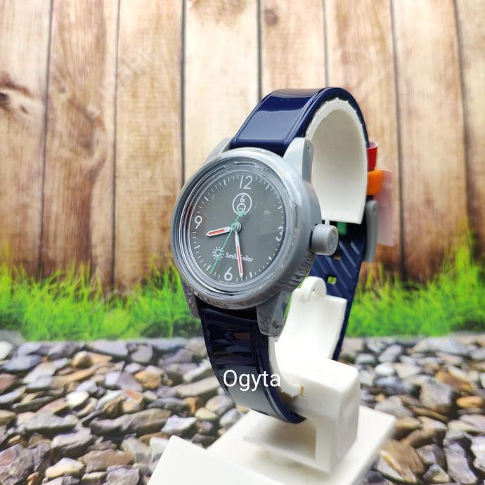 Q&Q QnQ QQ Smile Solar Jam Tangan Analog Karet RP01J017Y Original