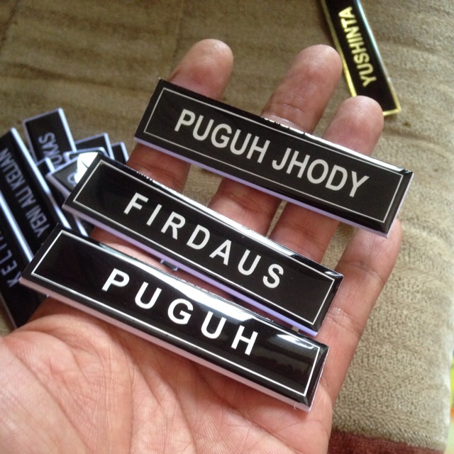 

Nametag / papan nama resin kilap pns bhayangkari grosir