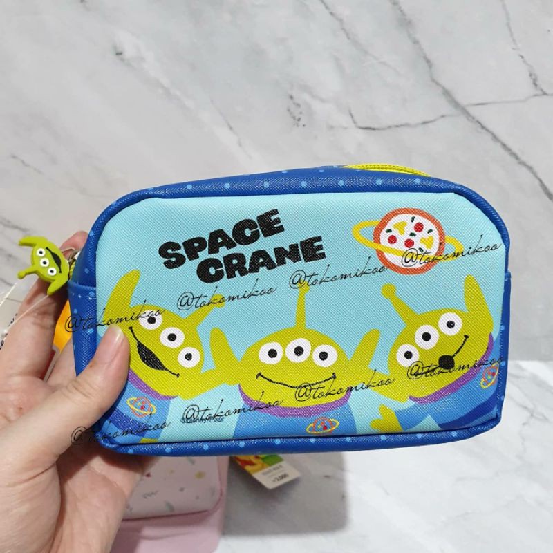 Pouch Daiso Pooh Gudetama Woody Alien