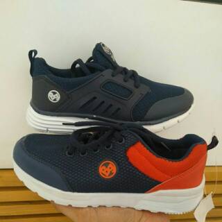  Sepatu  sneaker  bubble gummers laki2  umur 5 8 tahun 