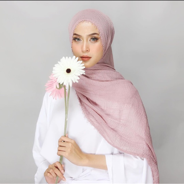 𝐁𝐘 𝐀𝐃𝐈𝐍𝐃𝐀 PASHMINA CRINKLE CRIMP COTTON SHAWL HIJAB PASMINA CRINKLE RAWIS  KUSUT Factory Outlet FAME ladyfame