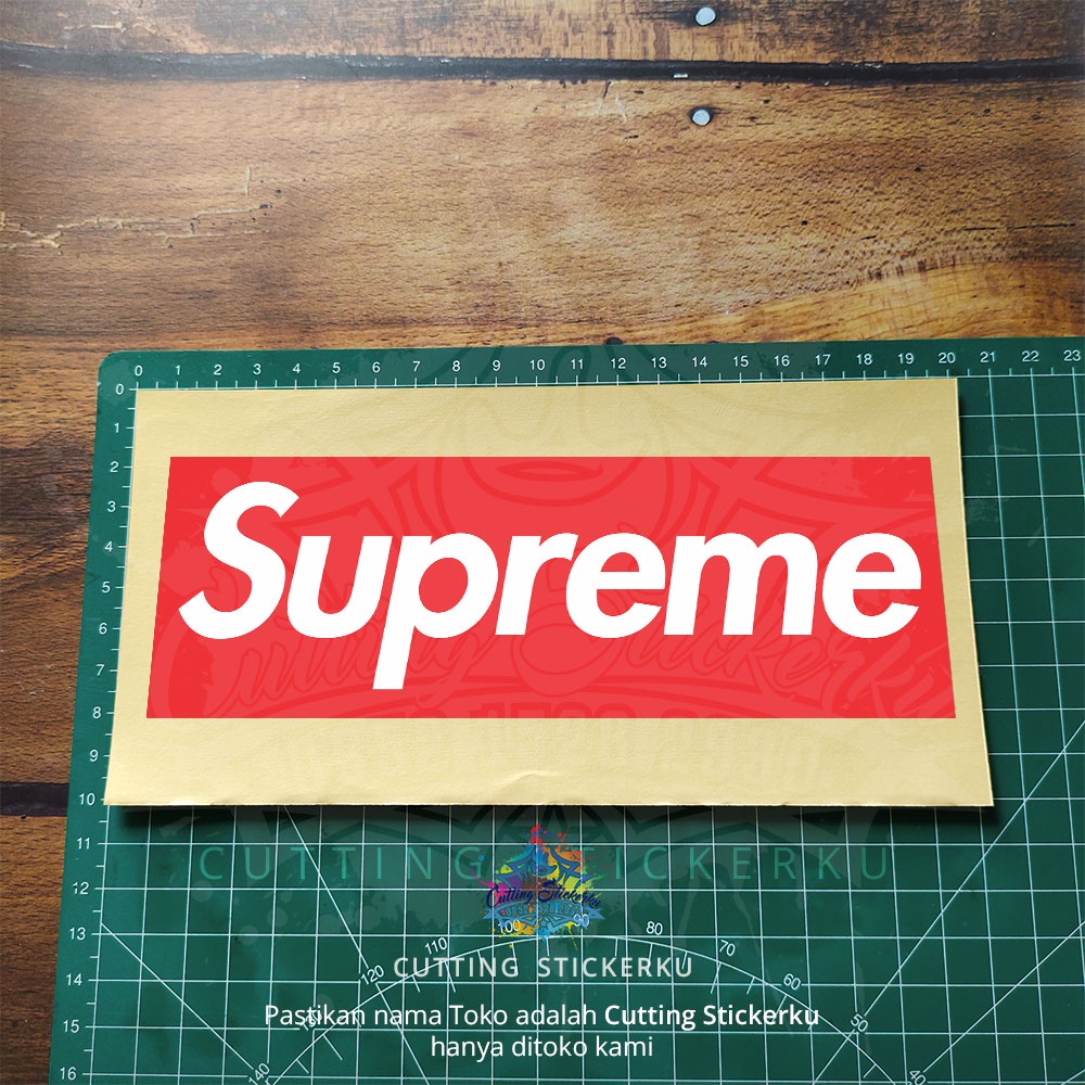 Cutting Stiker Supreme Variasi Motor Mobil Sticker Timbul Keren Nyala Dasbor Spakbor Visor Body Kaca Helm Laptop Hologram Reflective Tahan Air Bodi Samping Nama Scoopy Vario Beat NMAX PCX Vespa Aesthetic Pickup Anime Windshield Kustom Modif