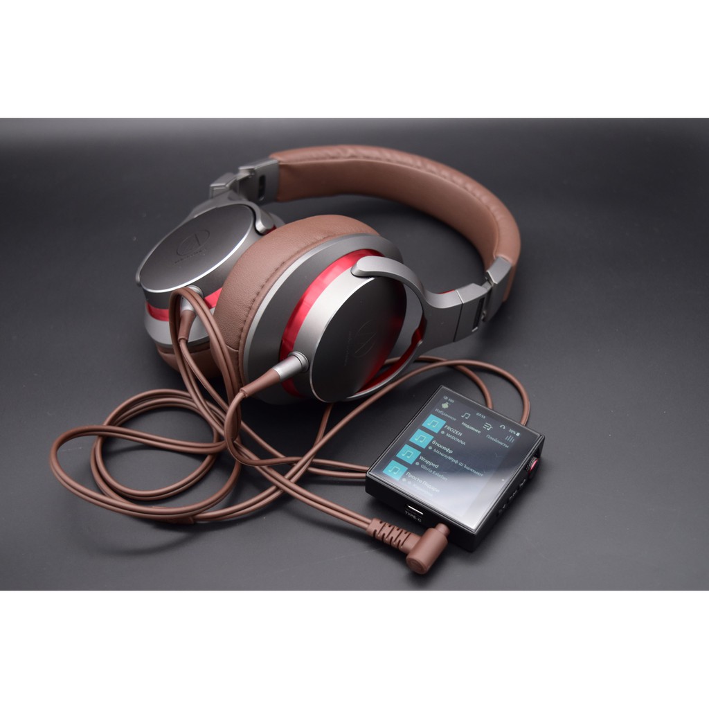 Audio Technica ATH-MSR7B High Resolution Audio Headphones ATH MSR7 B MSR7B