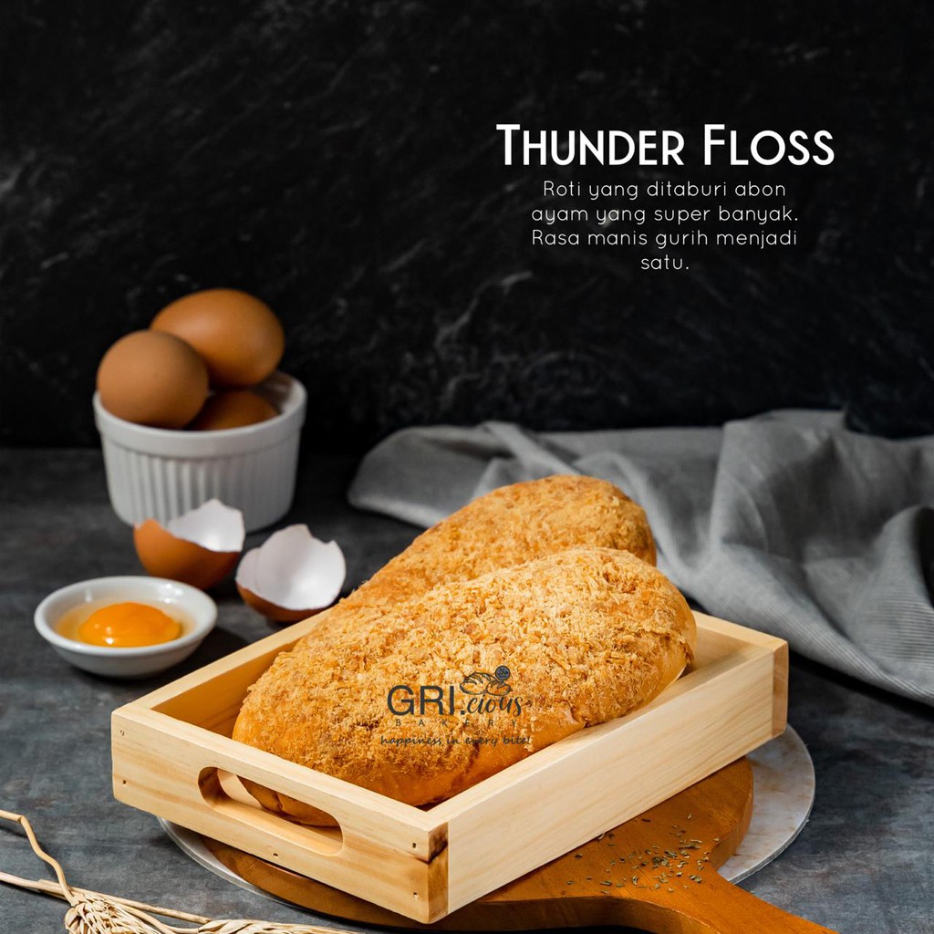 

GRICIOUS BAKERY - THUNDER FLOSS - Roti Abon Ayam Tanpa Pengawet - 10 pcs