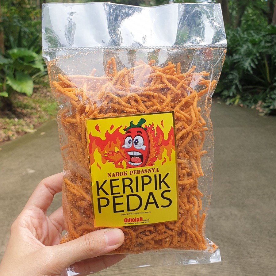 

Keripik Mie Goreng Pedas Odjolali Khas Bandung