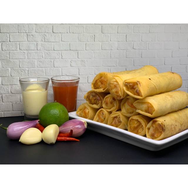 

Lumpia isi ayam by snack aing isi 10 pcs