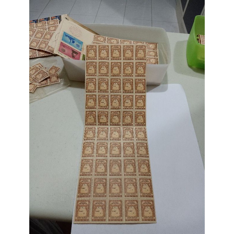 

Meterai Tempel Rp 4 Empat Rupiah tanggal 19 Prangko Perangko Stamp Materai