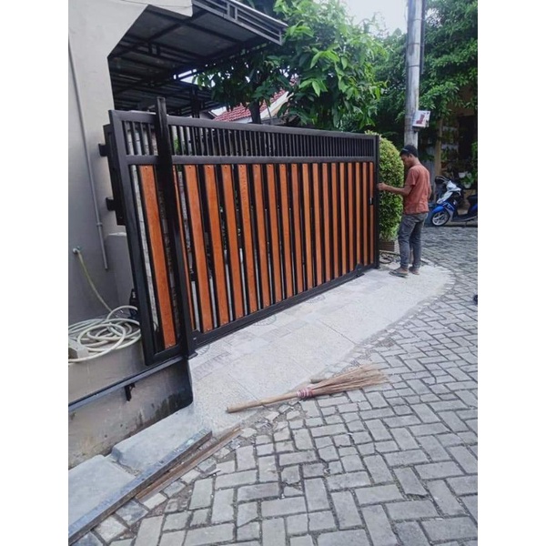 pintu pagar pintu gerbang besi dan grc plank